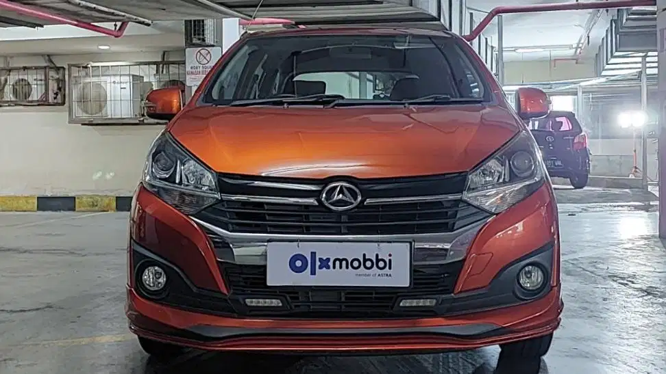 DP 5% Daihatsu Ayla 1.2 R Deluxe Bensin-AT 2018 WYB
