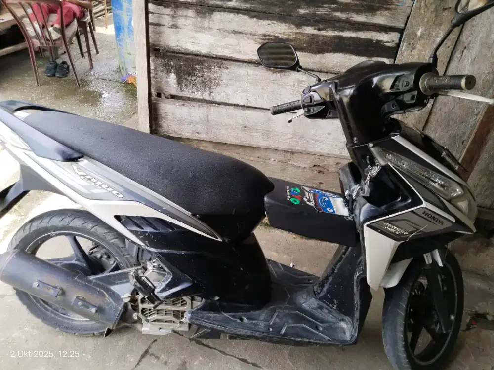 Di jual motor vario tecno 110 cc