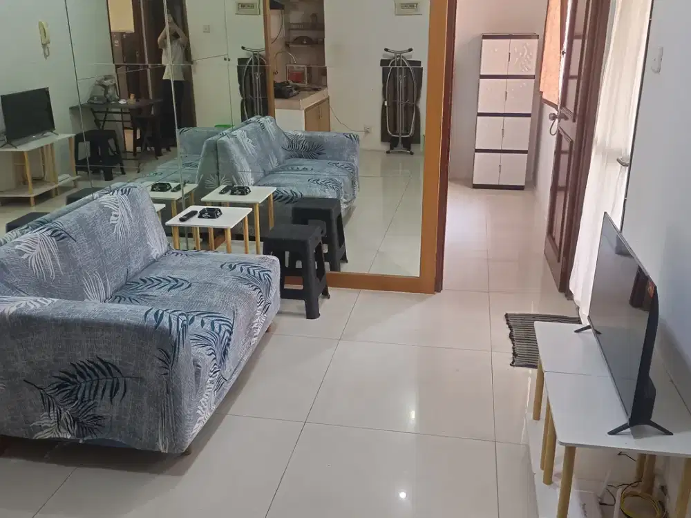 Apartemen Mediterania Gajah Mada 3BR Direnov Jadi 2BR Baru Free Wifi