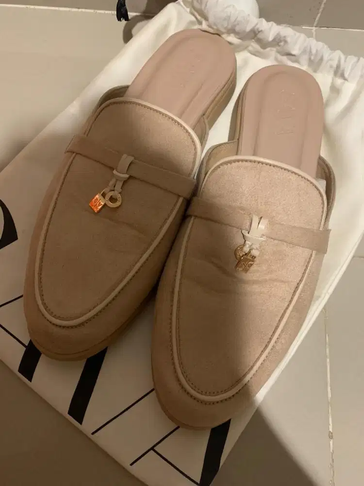 Sandal model LP preloved