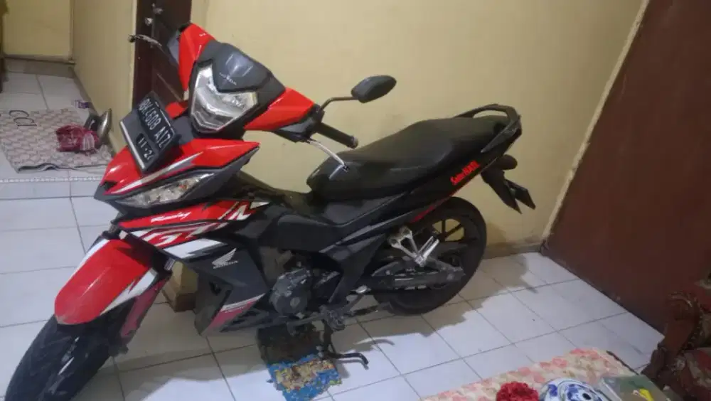 Dijual honda supra gtr 150 cc