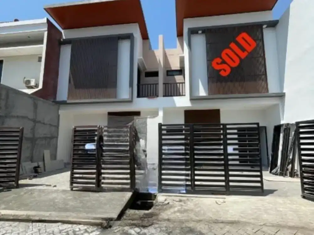 DIJUAL RUMAH KEMBAR 2 lantai BARU GRESS MODERN SIAP HUNI Sutorejo Timur Surabaya Timur