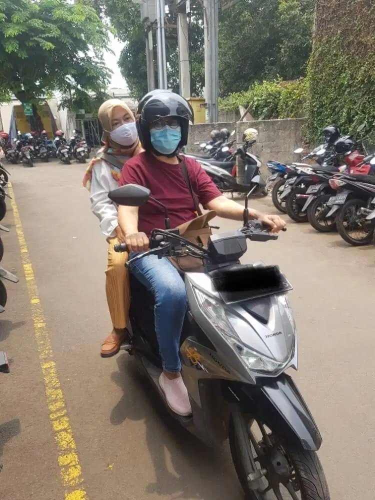 Honda BEAT STREET Silver 2020