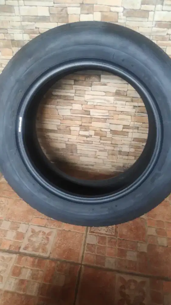 Jual ban mobil  ajah