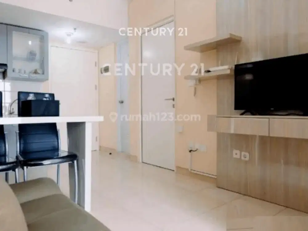 Apt Springlake Azolla Tower Lt 27 2BR Di Summarecon Bekasi S9119