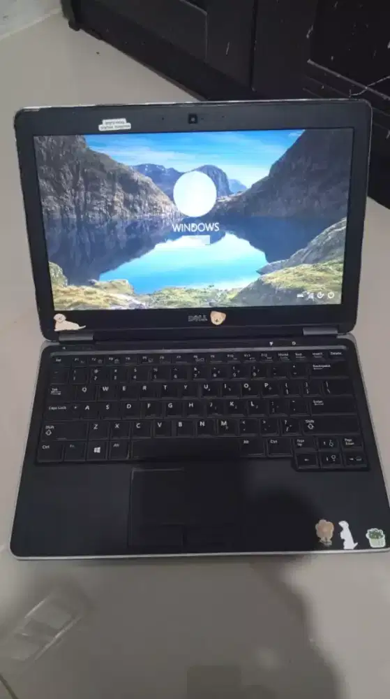 Laptop deLL INTEL CORE I5 RAM 8GB SSD 128 GB second