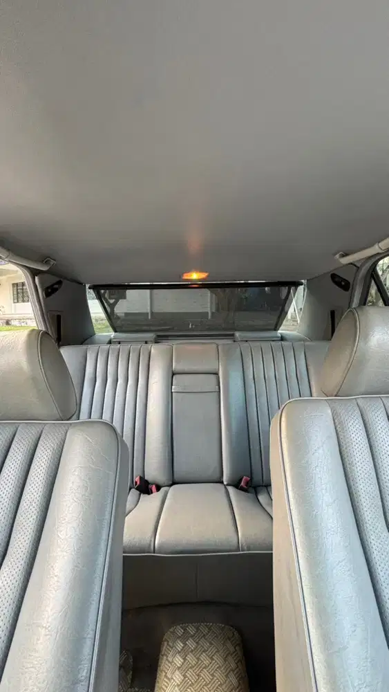 Mercedes-Benz E300 1990 Bensin