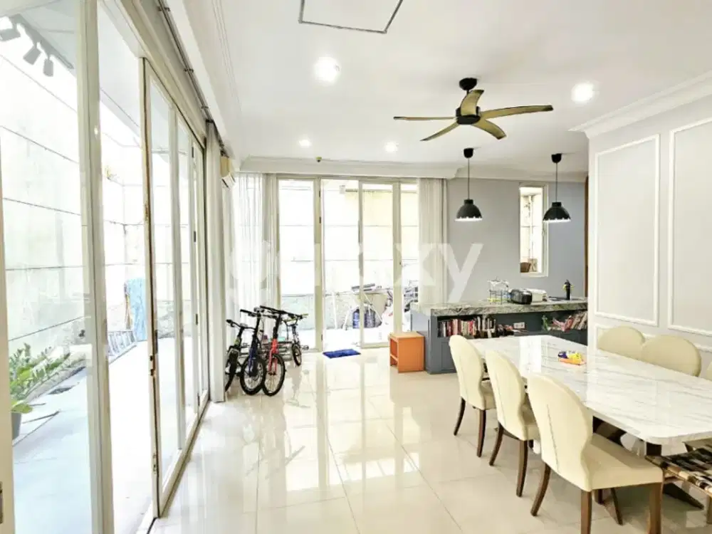BEST DEAL Rumah Siap Huni\nThe Mansion, Pakuwon Indah Surabaya Barat