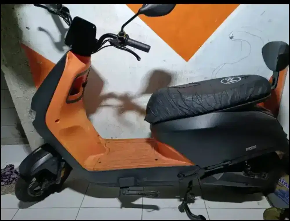 Uwinfly M70 Hitam
