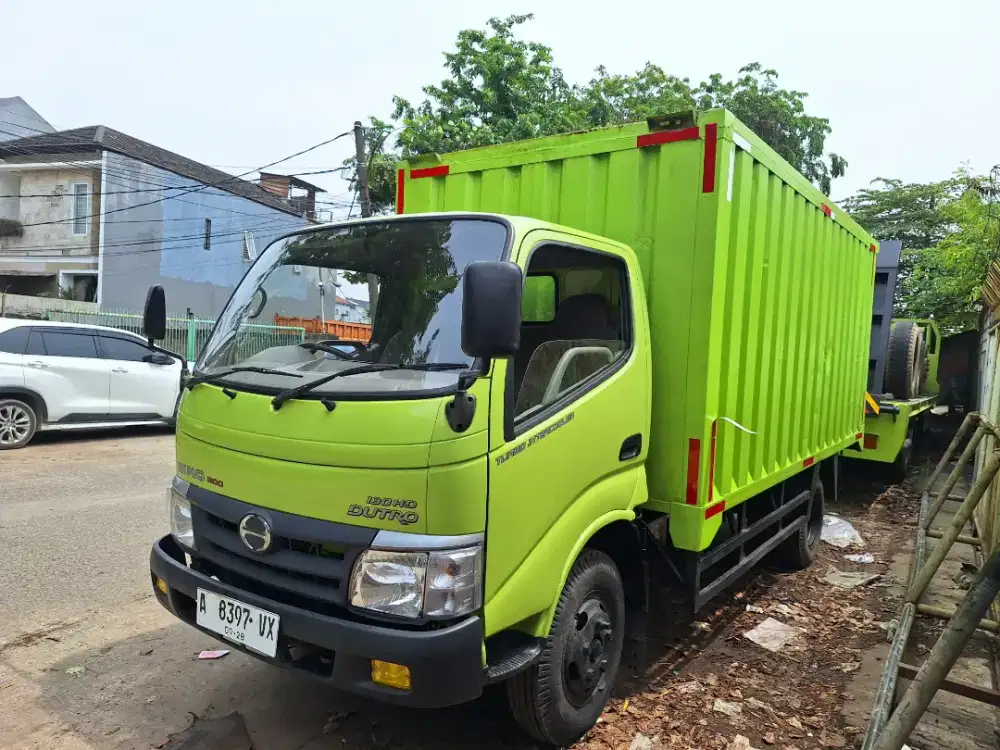 Hino Dutro 110HD 6ban Box Besi Ors Turbo bio Solar Euro2 mulus tgn1
