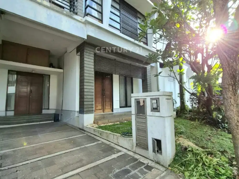 Rumah Dalam Cluster Emerald Bintaro 8309