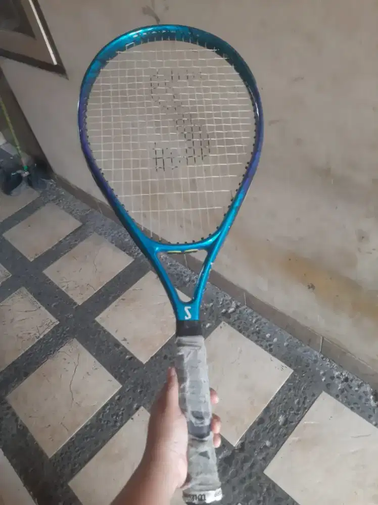 Raket tenis Spalding