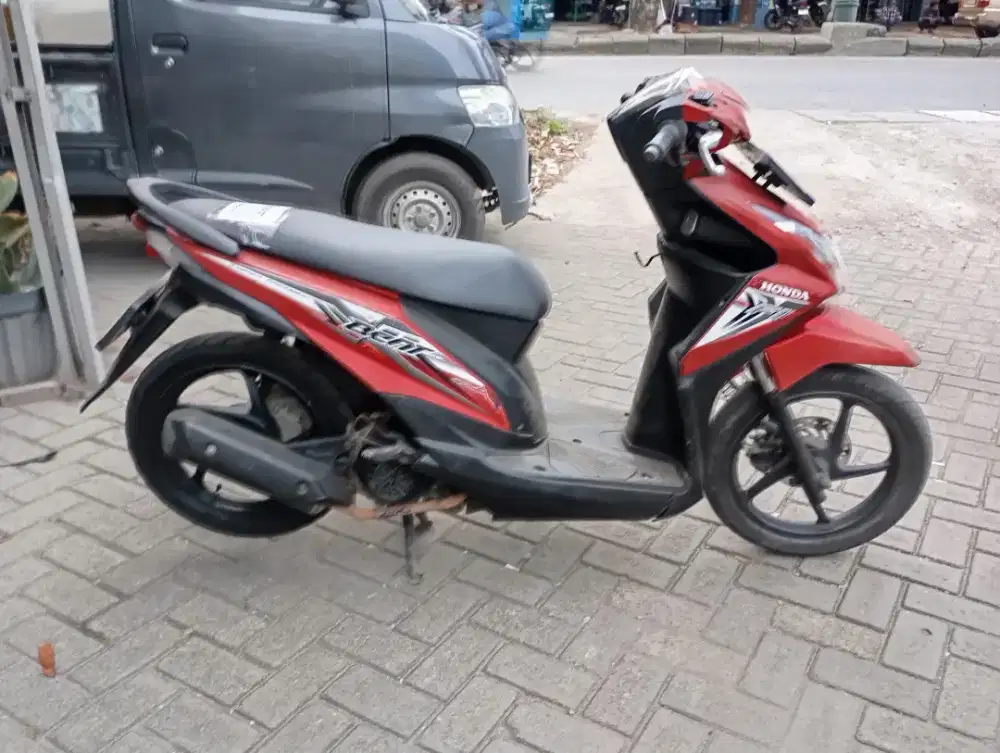 [PROMO OKT] Honda beat esp Tahun 2015 T/A