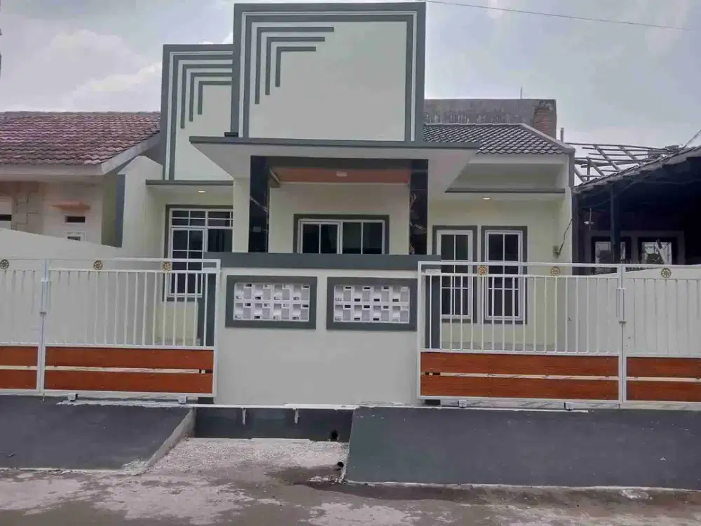 Dijual rumah pinggir jln diluar cluster, siap huni, di Citra Indah City Jonggol