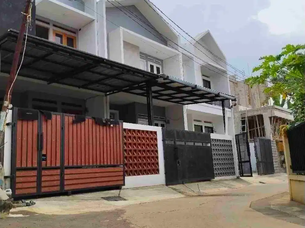 FOR SALE!! Rumah Mewah 2 Lantai Bebas Banjir Dekat Tol Jatiasih