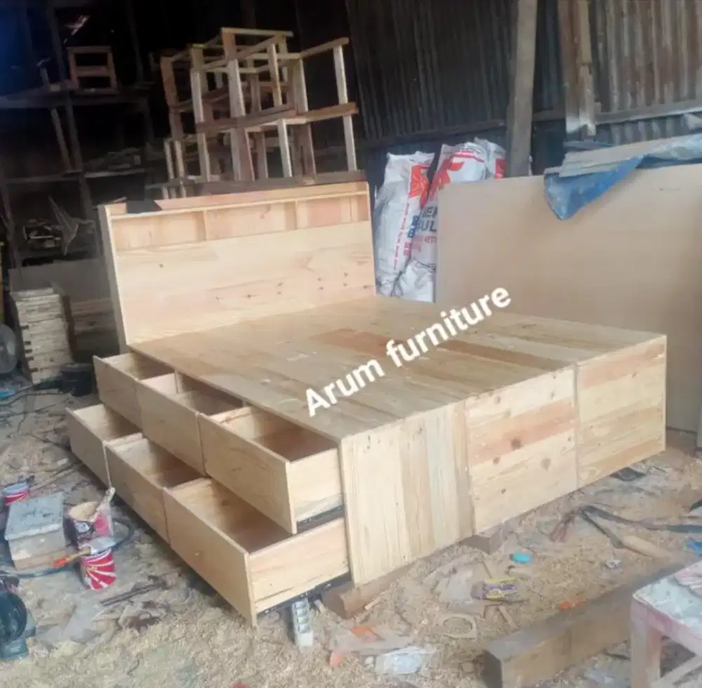 Tempat tidur divan tren 6box 6laci