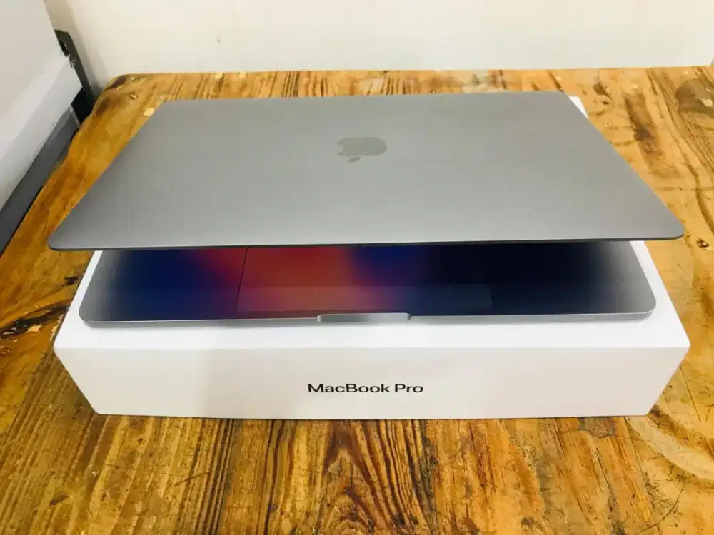 MacBook Pro 13inch 2019