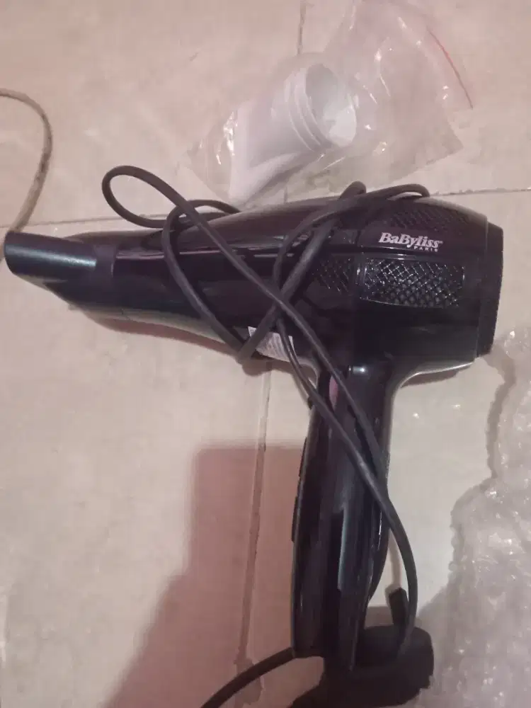 Hairdryer babyliss paris