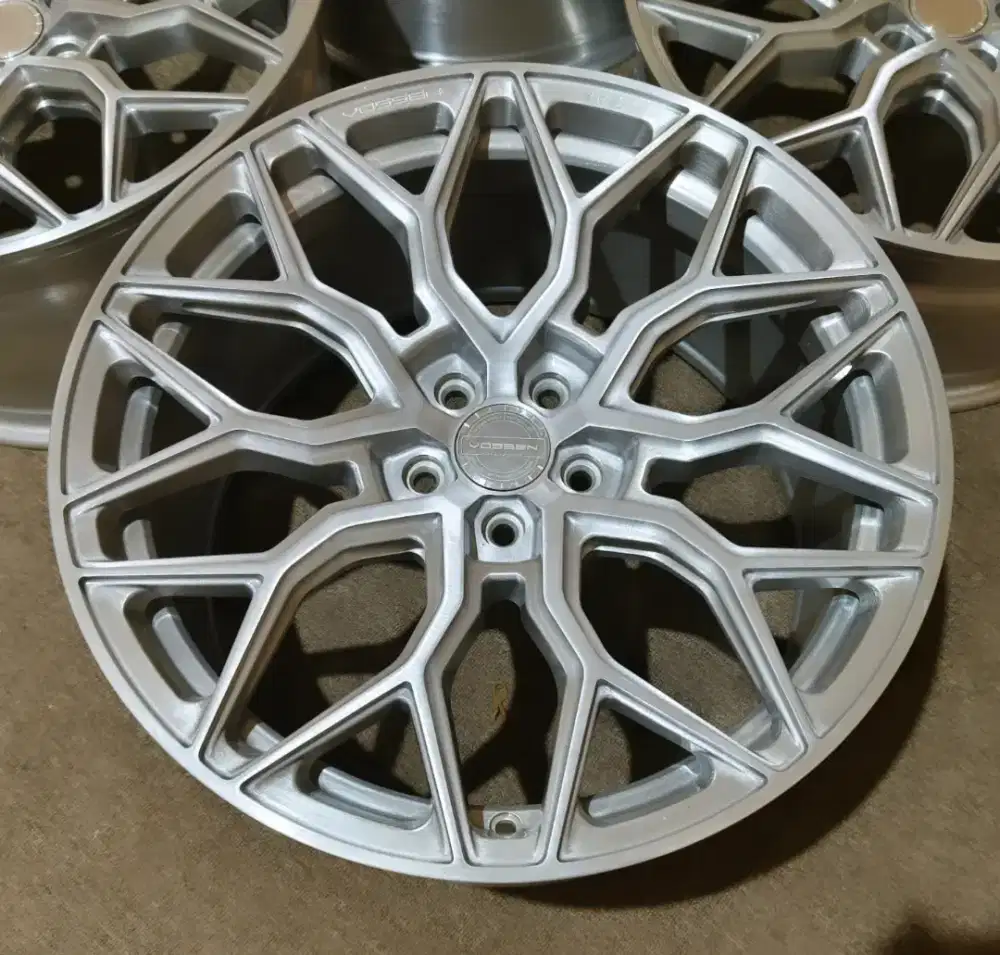 Velg 20 pcd 5x112 Ori Voseen Forged hf2