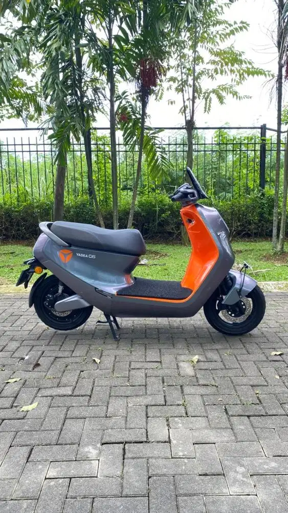Motor Listrik Yadea G6 2023