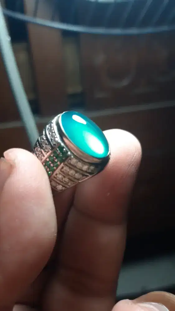 Bacan Giwang Top