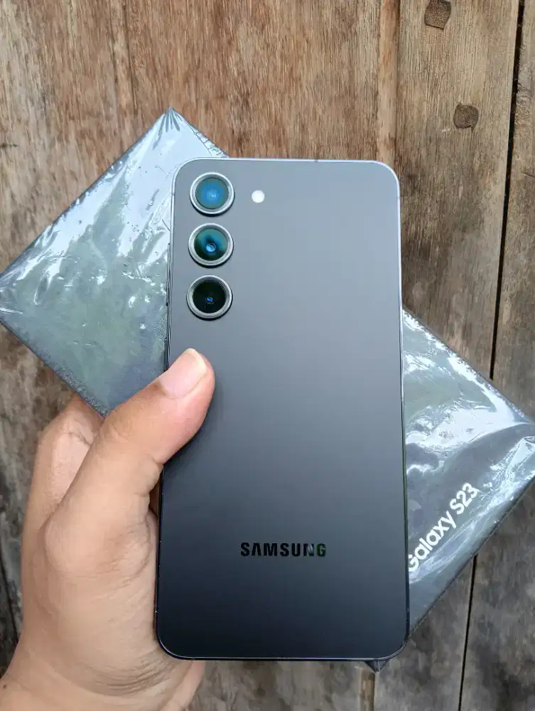 Samsung s23 5G ram 8/256 garansi resmi