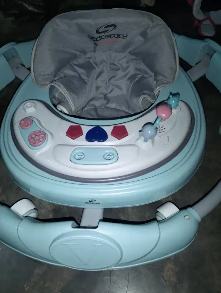 jual baby Walker untuk belajar jalan bayi