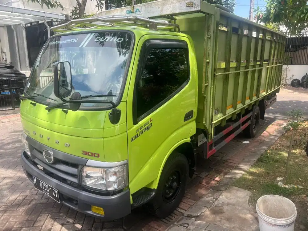 Hino Dutro Long 110SDL