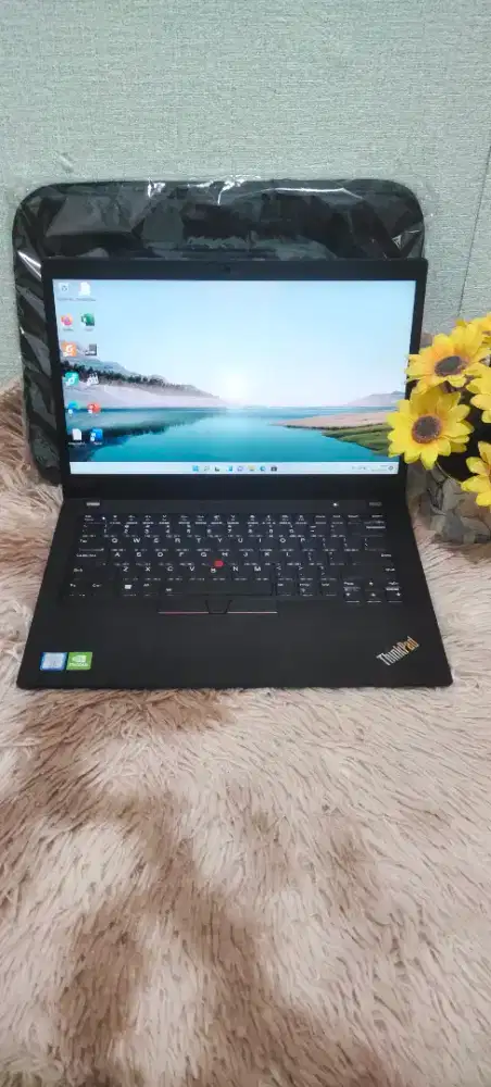 Thinkpad P43s Gaming design/Core i7-8665/Ram16/SSD256/VGA Quadro  P520