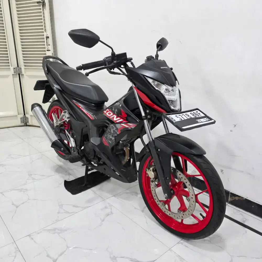 Honda Sonic 150 R LED Fi 2025 bln 1 Km 7 rb DP 1 jutaan aja