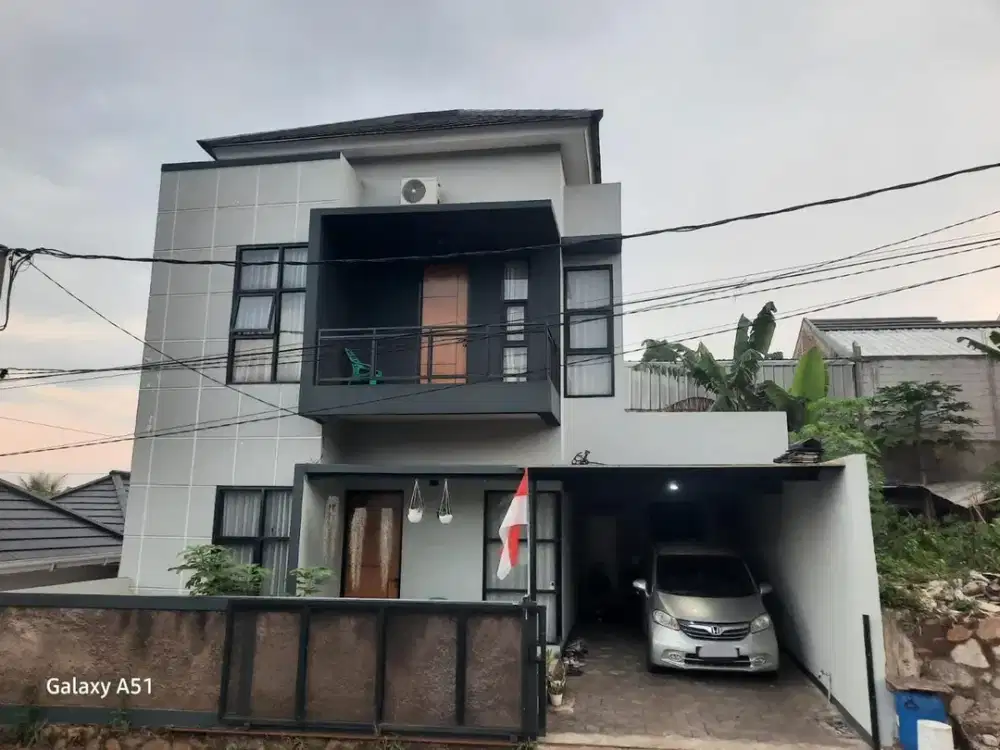 Rumah Terawat Murah Di Cipageran Cimahi Tanah Luas dalam komplek