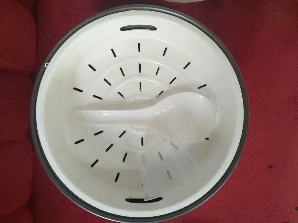 Rice cooker/magic com Philipss 2 liter. ORI, garansi resmi. . Nego