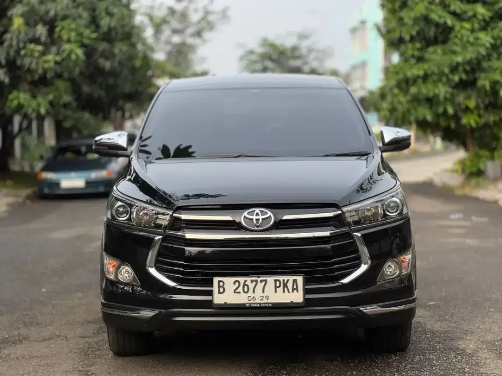 [TERMURAH] Innova Reborn Venturer 2.4 AT Diesel