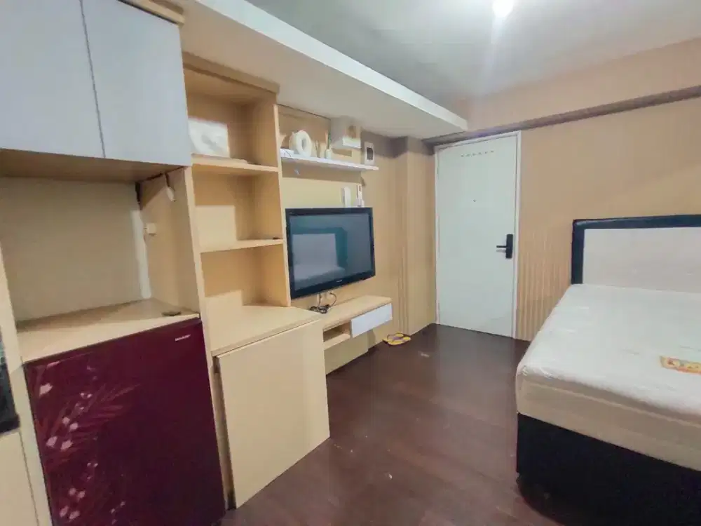 Apartemen bassura city studio furnished tower C