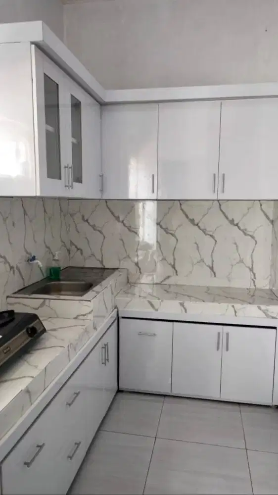 Lemari baju/ kasur/ lemari mek up/ telas lemari dapur