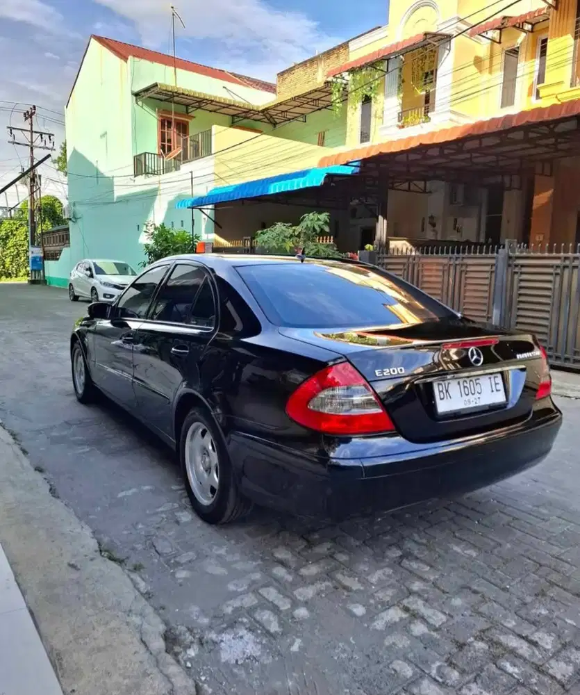 Mercedes-Benz E200K 2008 Bensin