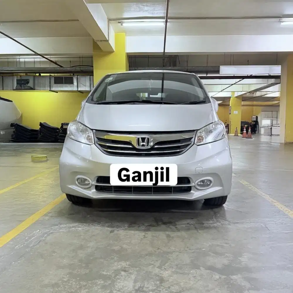 Honda Freed 2013 Bensin