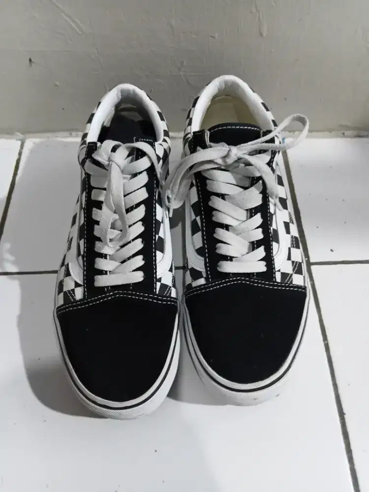 Dijual Sepatu Vans Pembelian di Singapur