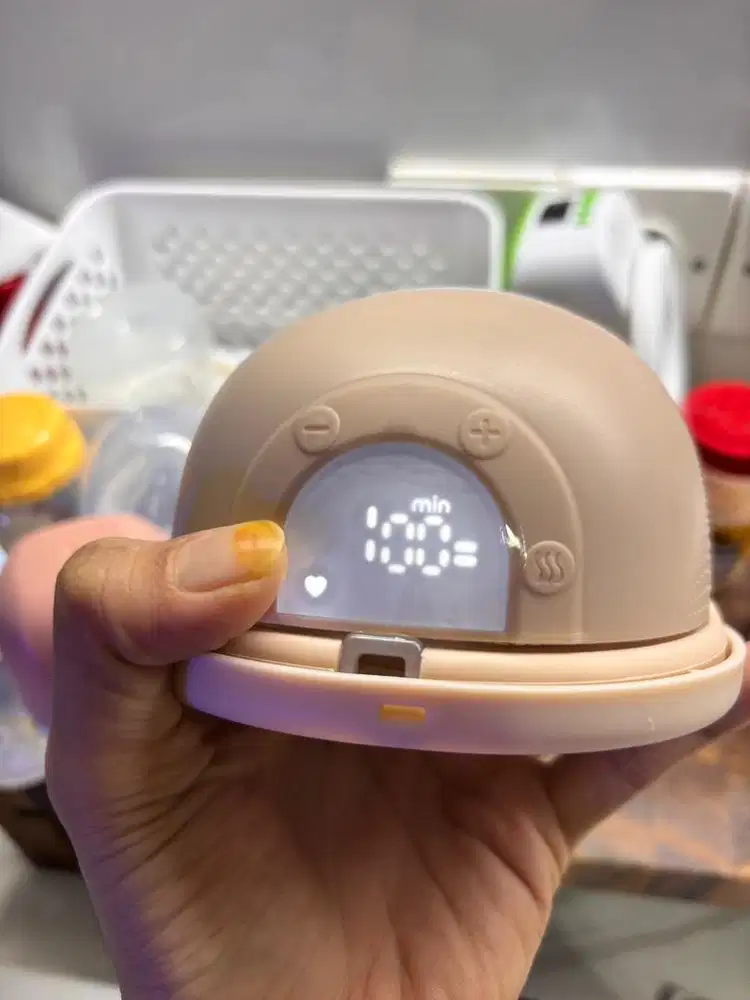Breastpump handsfree