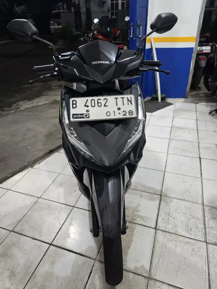 DIJUAL CASH HONDA VARIO 125 LED OLD CBS ISS THN 2017 PAJAK IDUP