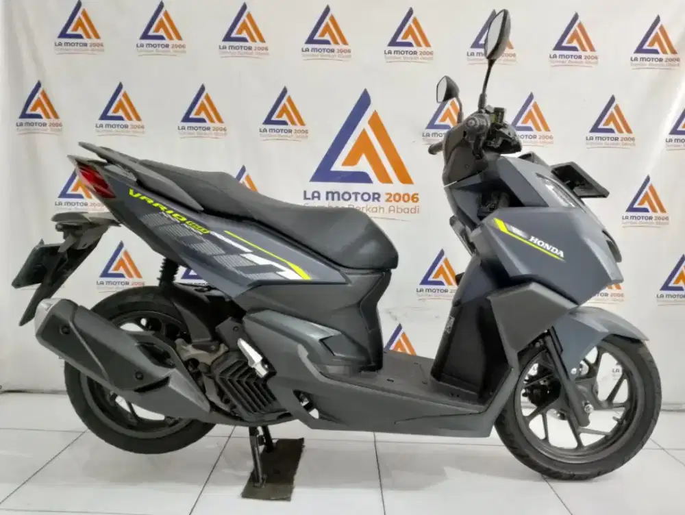 VARIO 160 CBS TH 2024 CASH/KREDIT KTP DAERAH BISA /TT/CC 0%/SPAYLATER