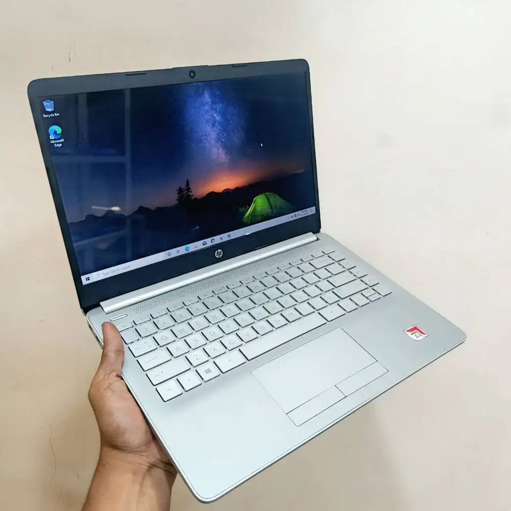 laptop hp 14s backlite AMD A4-9125 ram 8Gb SSD 256Gb mulus
