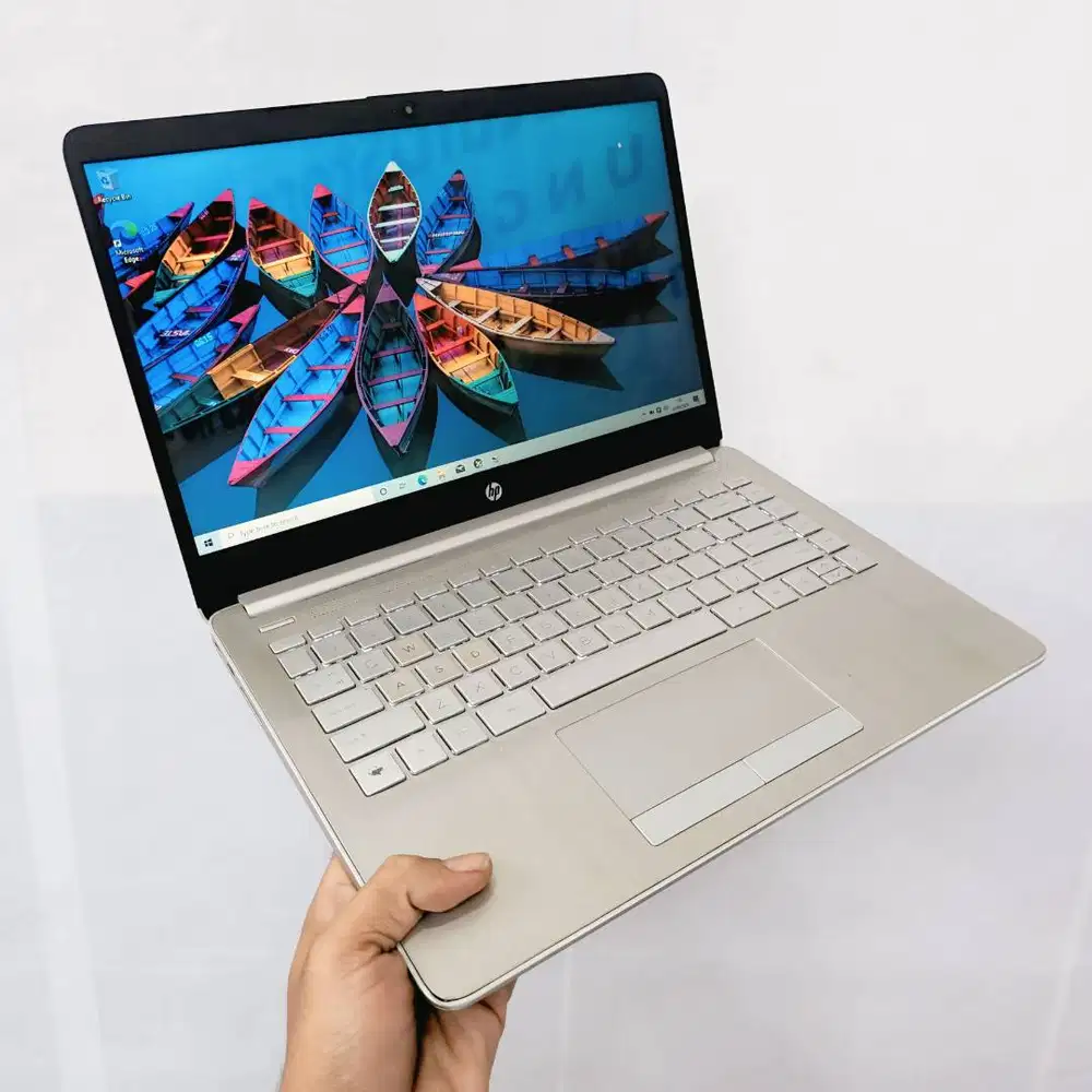 Laptop HP 14S backlite Intel celeron n4020 Ram 4Gb SSD 128GB Mulus