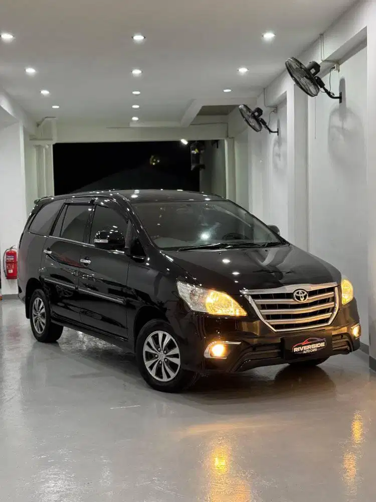 Toyota Innova V Diesel at 2015 hitam #2juta