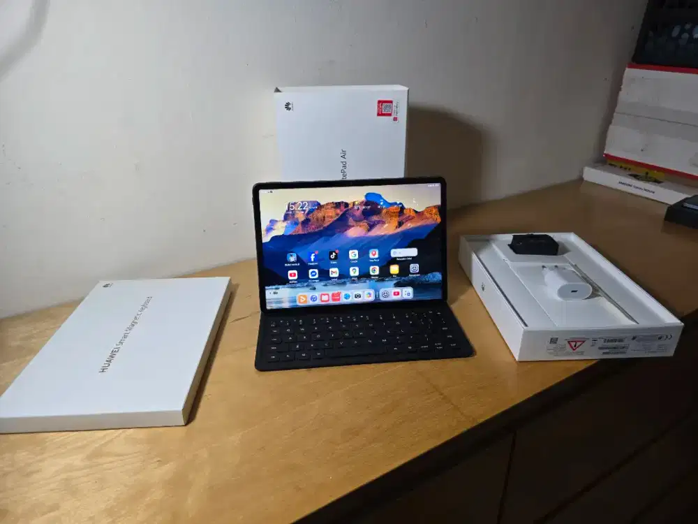Huawei Matepad Air 11.5 8/128GB Wifi & Magic Keyboard Fullset