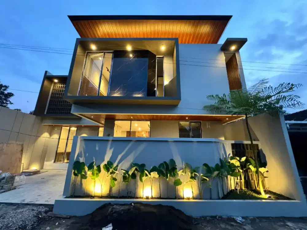Rumah Baru Mewah Full Furnish Dekat Jogjabay Wedomartani Sleman Dijual