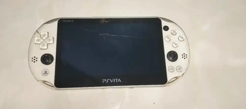 PS Vita Slim Glacier White PSVita Minus