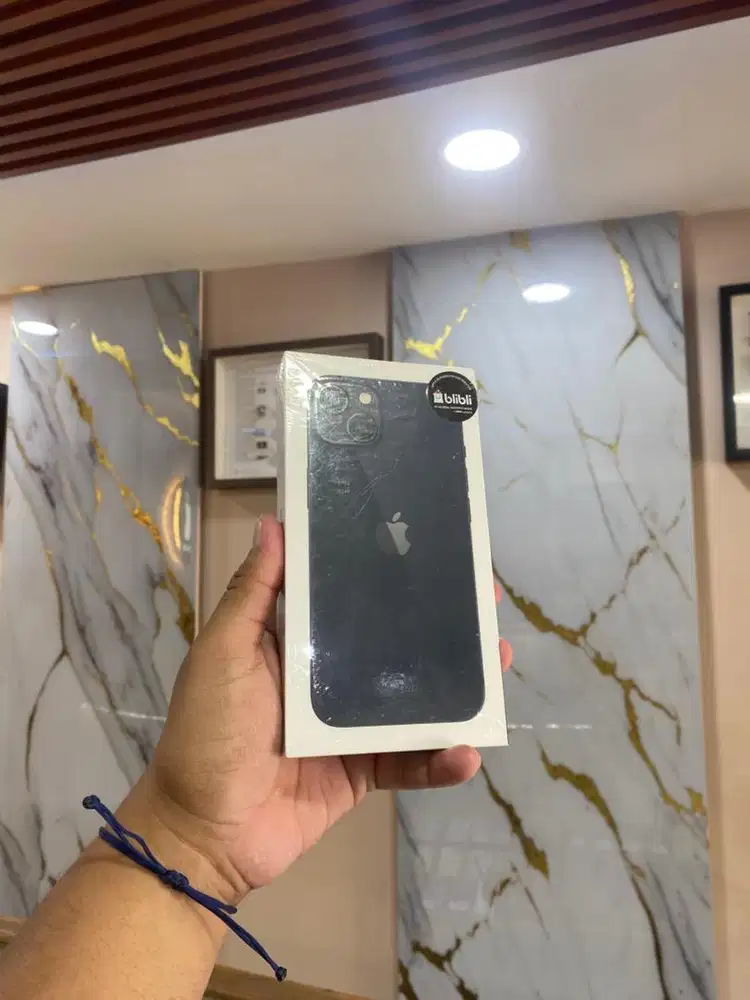 Iphone 13 128gb new 0 timer barang dicontinue