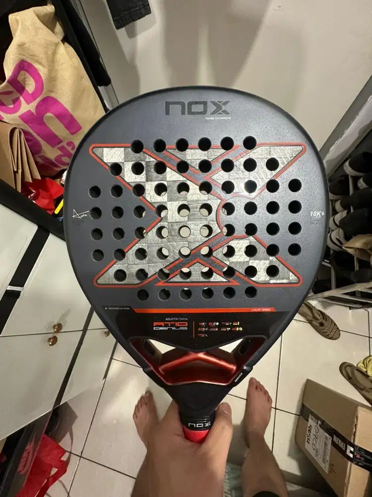 Reket Padel Nox AT10 18K 2025