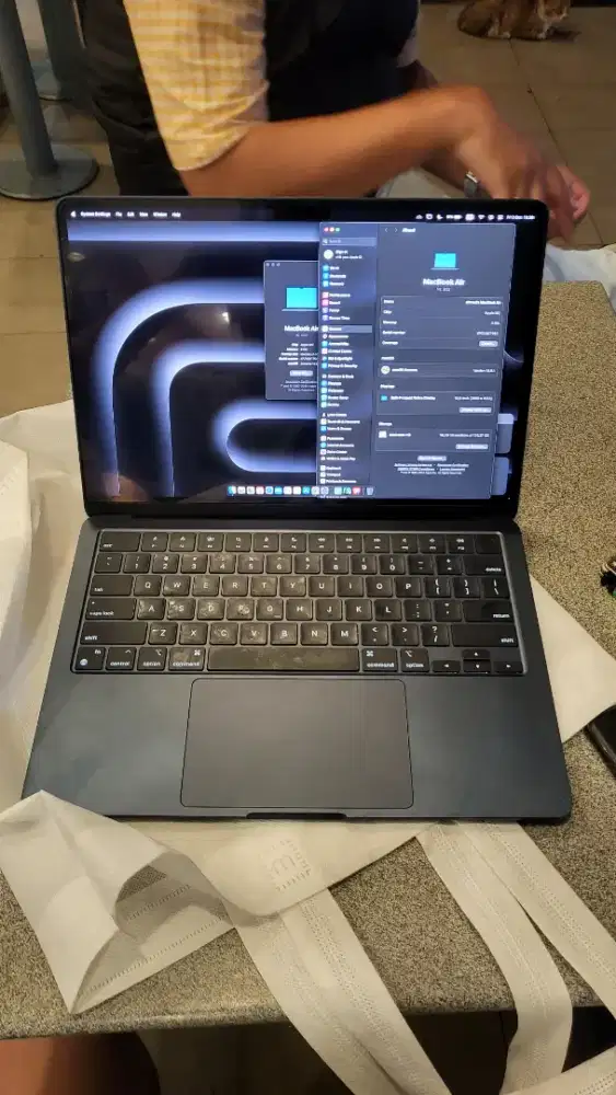 Macbook Air M2 Warranty ON